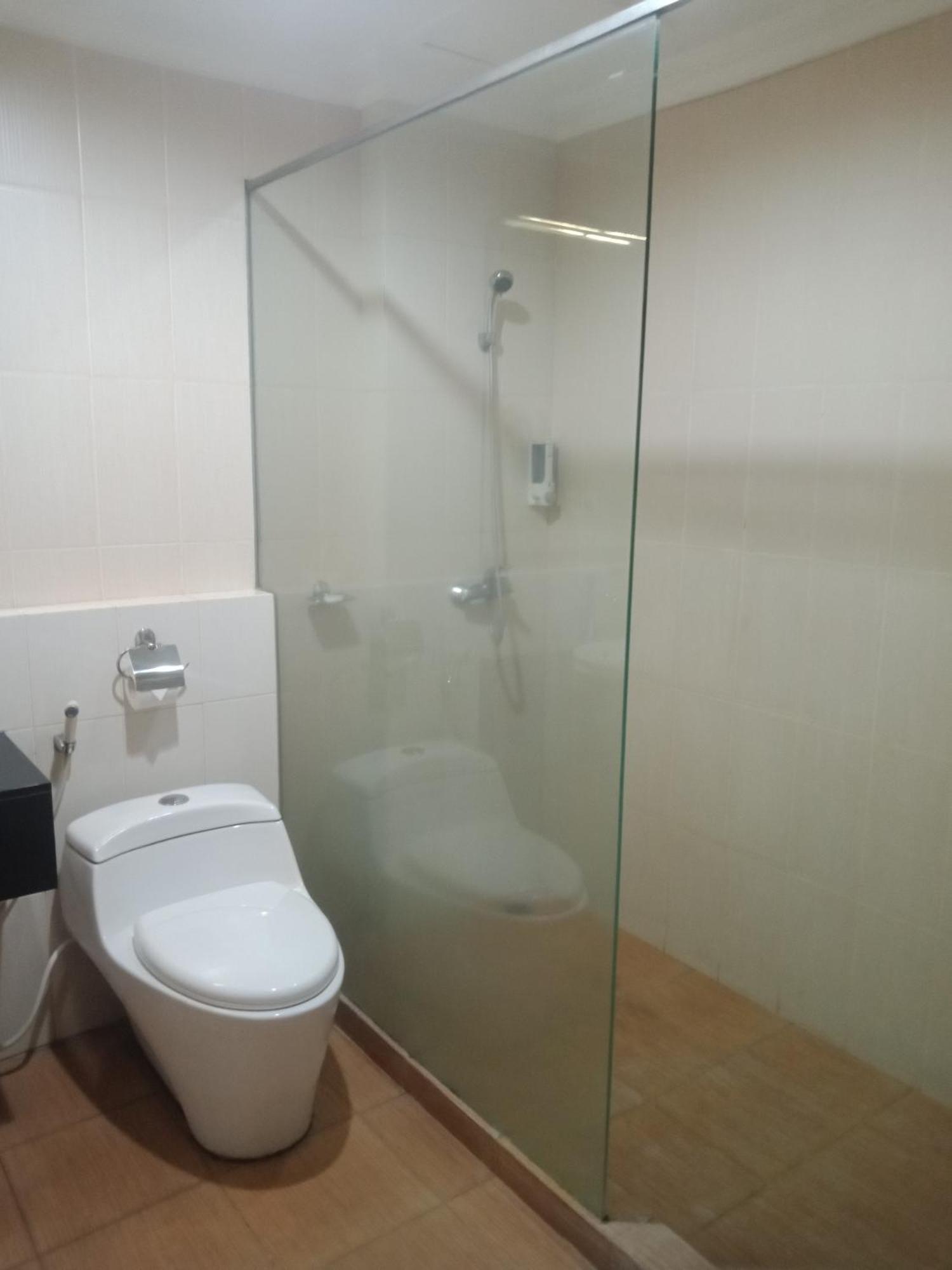 Manise Hotel Ambon Buitenkant foto