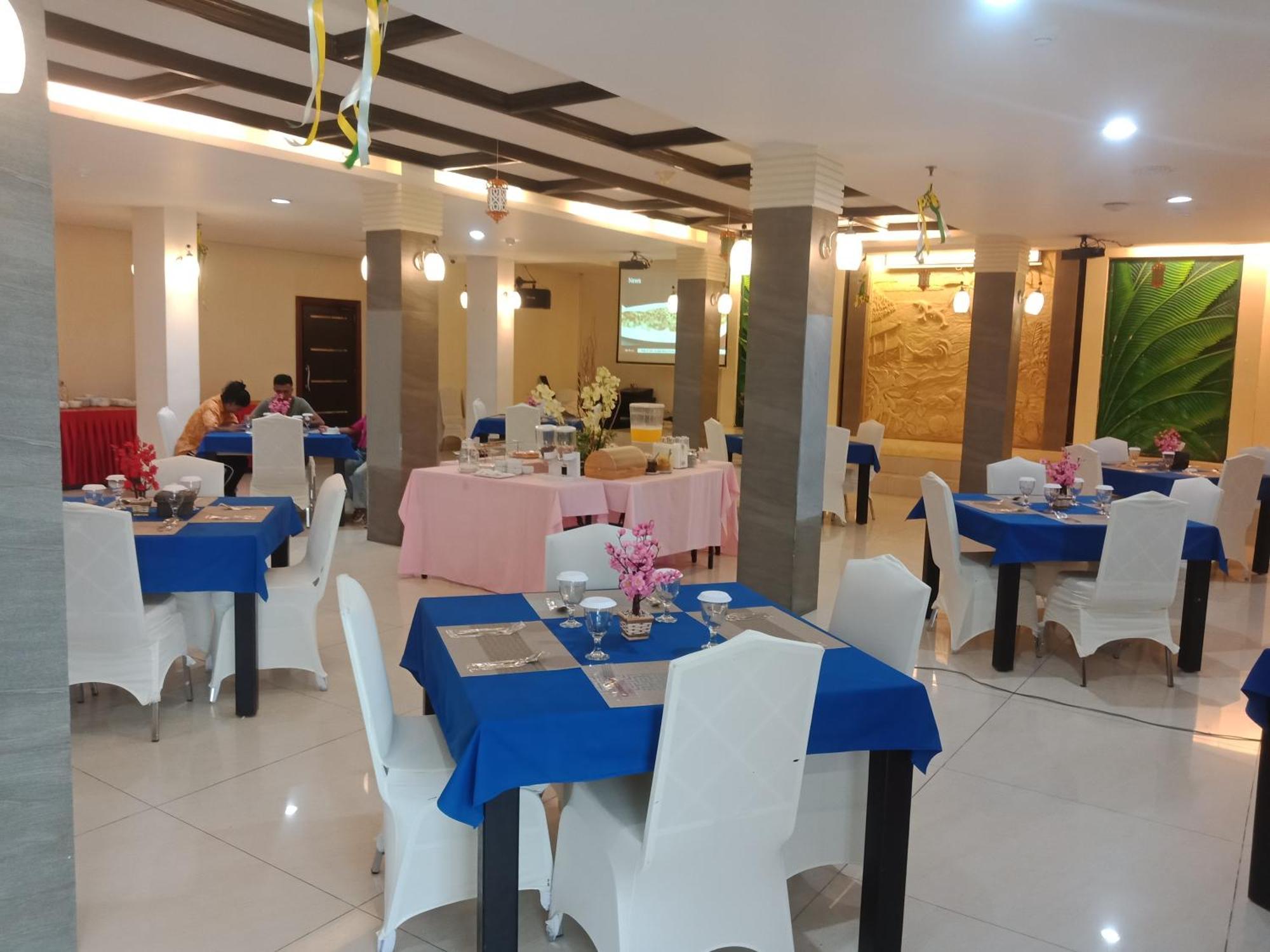 Manise Hotel Ambon Buitenkant foto
