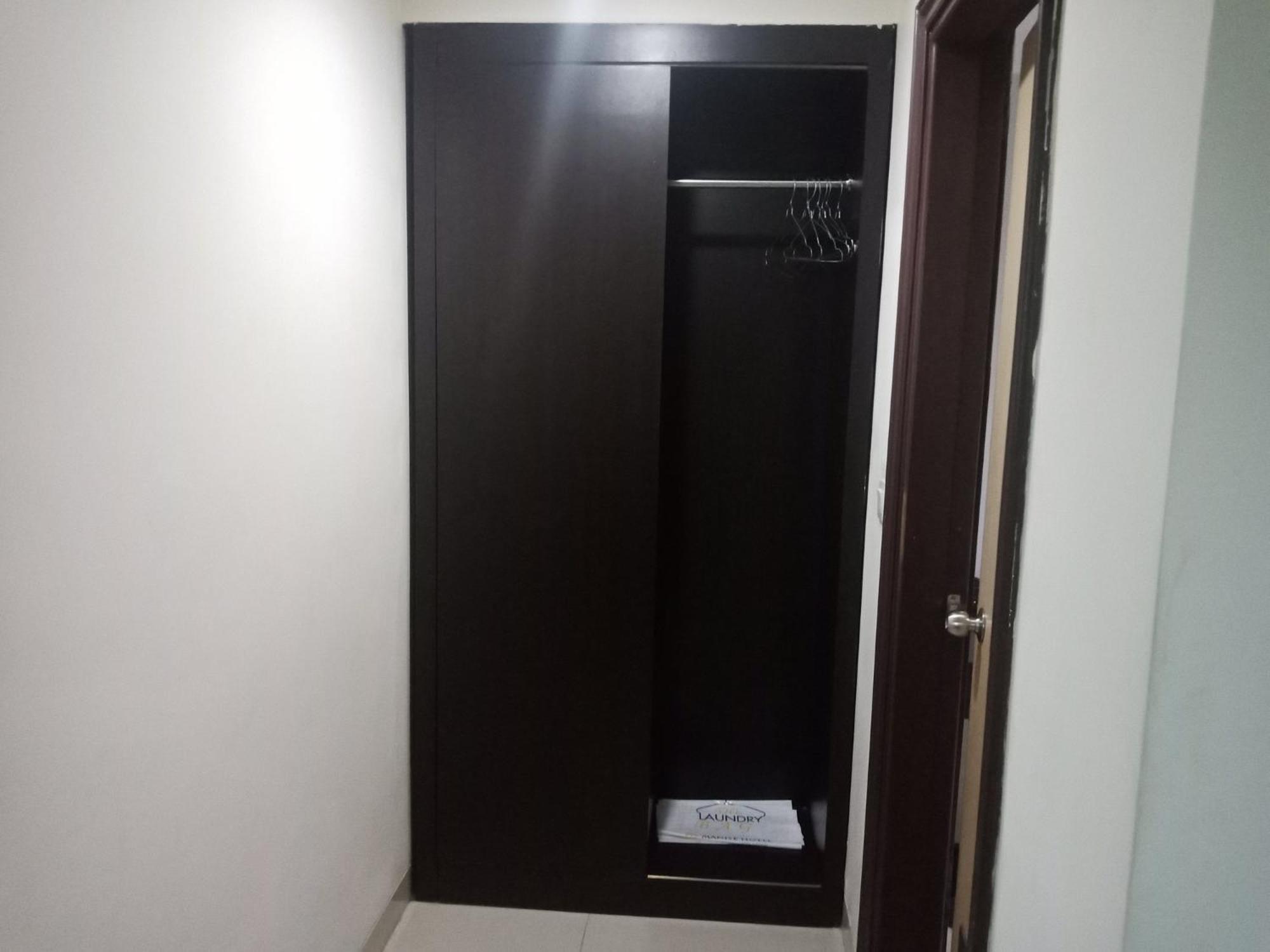 Manise Hotel Ambon Buitenkant foto