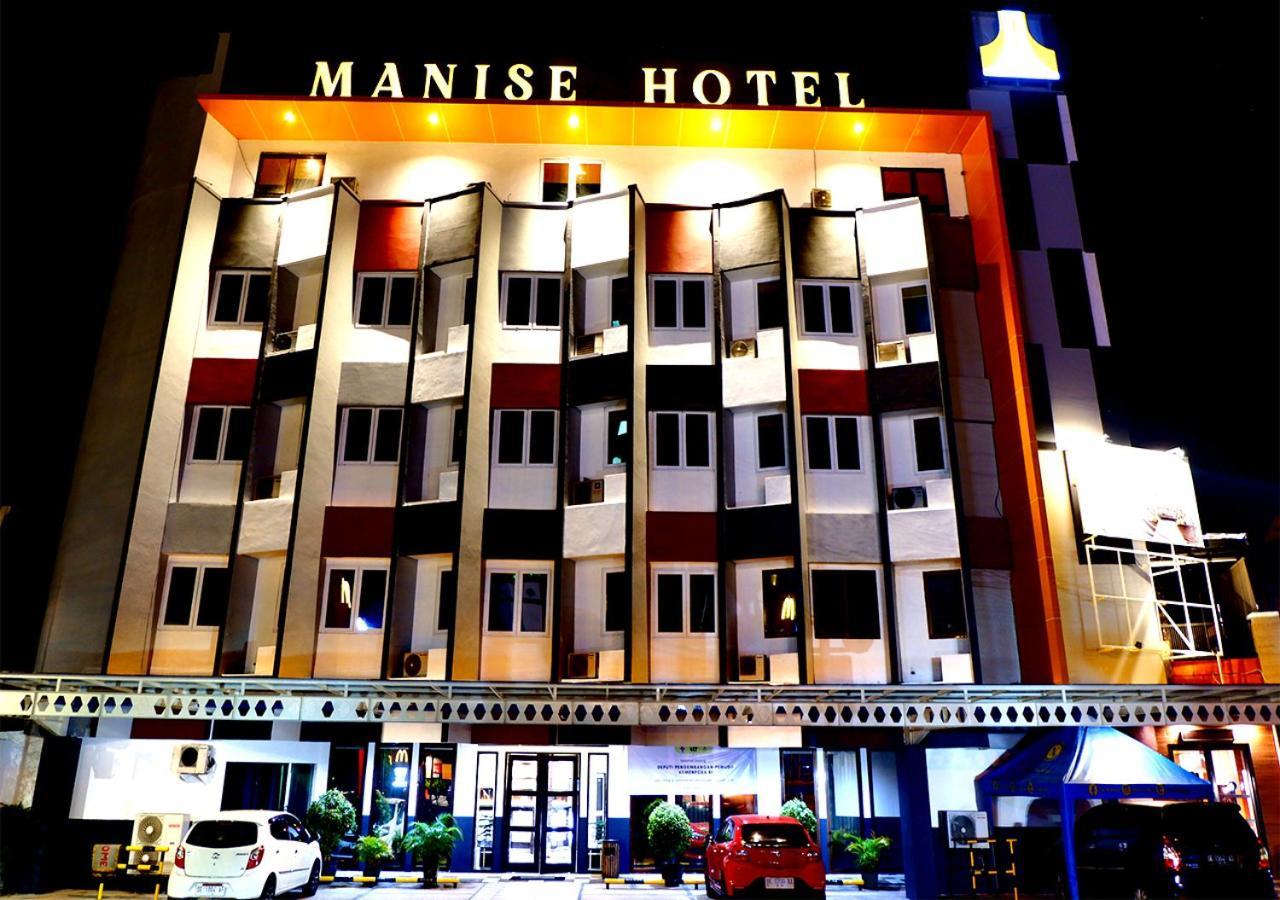 Manise Hotel Ambon Buitenkant foto